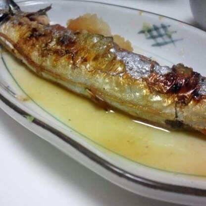 今年も秋刀魚がおいしいなぁ～(´∀｀*)と、リピです！
・・・って、画像、食べかけですがｗスミマセンｗ
やっぱりおいしい！新鮮さんま！